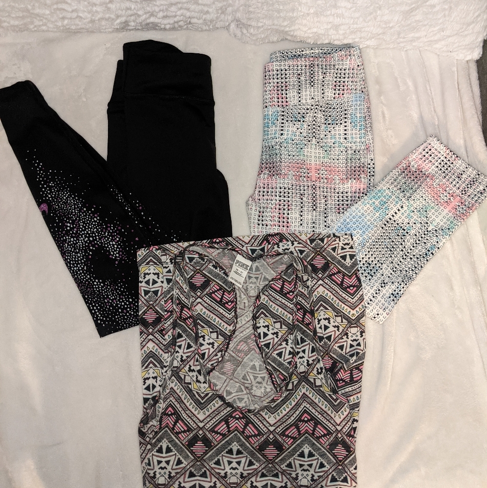 Athletic apparel lot of 3 nike fabletics pink